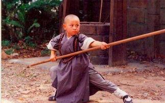 释小龙后边吃瓜,揭秘娱乐圈幕后故事