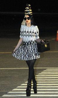 女明星街拍爆料模板视频,女明星最新街拍造型大揭秘