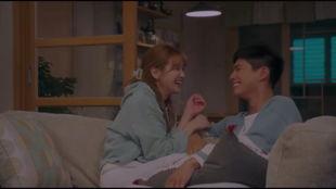 和大明星谈恋爱电影,与大明星的甜蜜爱恋