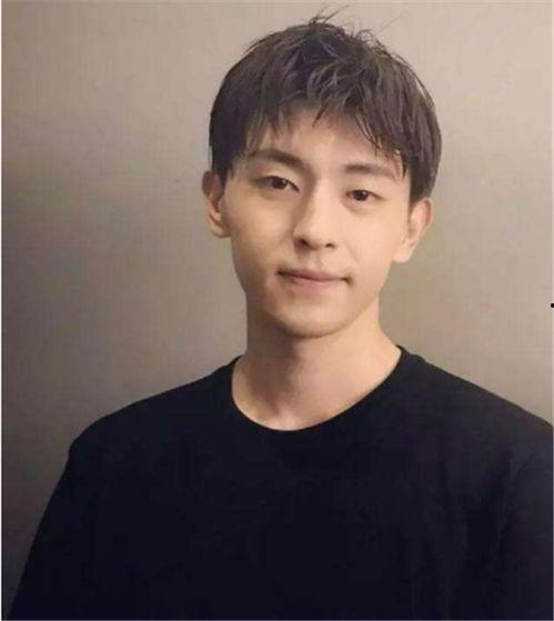 明星素颜男士,揭秘男星真实面容